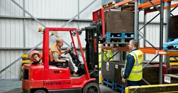 Stay Ahead in Health & Safety with an FLT Refresher Course